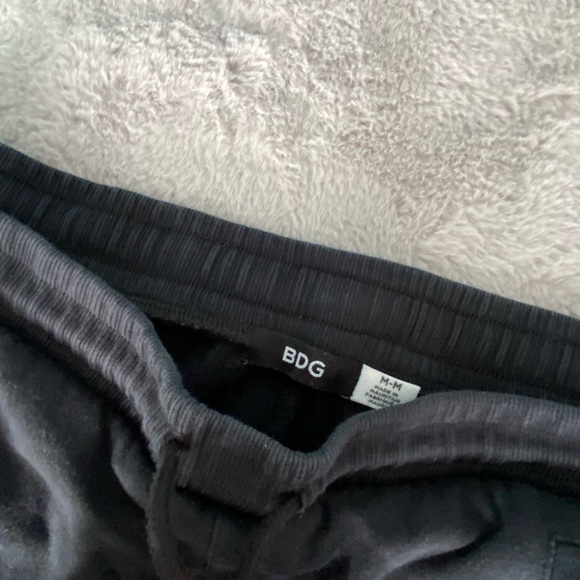 BDG wide leg sweat pant - Picture 3 of 3